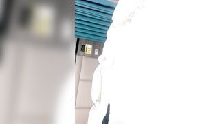 单纯小懒猪，年轻迷人的小骚货又来了，让小哥按着头做核酸，床上无套爆草抽插，浪叫呻吟，射的肚子奶子上面