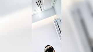 爽翻天的少妇【上篇】激情荡秋千式草逼，让大哥无套抽插，激情上位性感椅，多体位蹂躏爆草，炮击抽插道具玩弄刺激