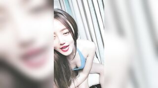 蓝色小背心极品御姐！和炮友收费大秀！骑乘位爆操，圆润美臀套弄，扶着屁股后入撞击猛操