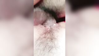 风骚人妻【下篇】露脸穿着情趣内裤跟大哥激情啪啪，口交大鸡巴激情上位性爱椅，漏着骚奶子让大哥无套爆草干出白浆