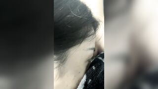 【初恋的香味】杭州街头，挑战公厕性爱，冬夜，极品女神姐妹花，啪啪，撒尿，时刻担心有人进来，真刺激