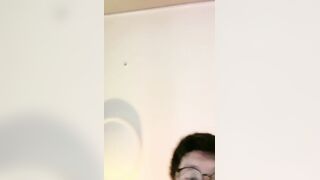 【无毛白虎超粉嫩一线天美穴】面罩网红女神【下】约炮友操逼，怼着镜头骑乘爆插骚逼，黑丝美腿正入抽插，搞完舔下粉逼