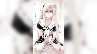 【萝莉少女】妹控福音Cosplay女仆装【小晗喵】▌妄想哥哥的大肉棒，激攻鲜嫩粉穴，哥哥快插进来，好大，好粗