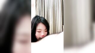 一男大战双女【中篇】双飞极品少妇，佩服小哥的体力，超多姿势把两个骚货彻底征服，很多姿势都没有见过