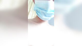 学生制服妹妹和小鲜肉男友，绝美一线天白虎穴，一看就流鼻血，无套插爽翻天，射一胸