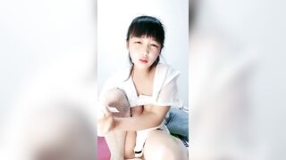 极品02年可爱萌妹【大学宿舍】下海捞金【下篇】花季颜值大开M腿，速插敏感嫩鲍淫汁不断溅出，媚态尽露，少女极致享受表情太上头了