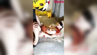 极品童颜巨乳91白虎名器尤物【是桃桃呀】Cos可爱女仆，嫩蚌白虎吸精大法，上位榨汁滴嗒精液垂入眼帘