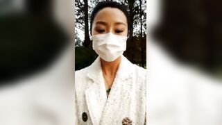 极品美乳风骚小少妇【为人湿表-上篇】出轨寻刺激户外商场露出，勾搭眼镜屌丝回酒店无套啪啪内射，高清源码无水印