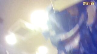 温泉洗浴中心女宾【换衣室洗浴间-1】内部真实偸拍，好多年轻嫩妹，各式各样大奶，翘臀性感的毛毛不知不觉，J8都看硬了