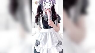 超萌极品可爱网红美少女【小晗喵】猫耳女仆让我来品尝主人的肉棒吧~ 幻想主人肉棒入侵，AV棒蹂躏嫩穴