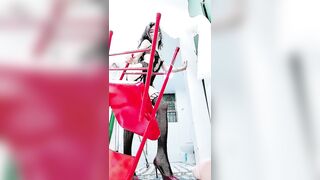 黑丝高跟大长腿情趣女狼激情大秀，各种发骚坐插假阳具，浪叫呻吟好骚，用椅子腿抽插骚穴，棒球棒捅骚穴刺激