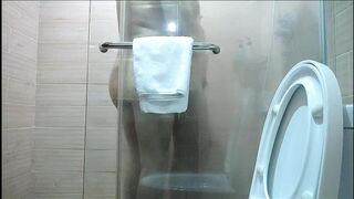 【淫妻猎人】刚进屋就扒拉，上下齐手【浴室】鸳鸯戏水，女上位极限坐桩，想射了吗慢点~你缓一下，呵呵~让我多享受一会