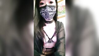 电臀女王来袭【窗前裸舞上篇】顶级美臀蜜桃臀御姐，特写美臀这屁股简直完美，窗边裸舞外面不知道有没人看，厕所假屌爆插小穴