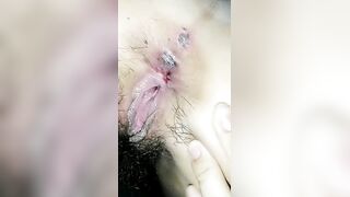 【技校小妹】神似张子枫【上篇】两个中年大叔，3000包夜约出来，辣手摧花，尽情享用少女胴体，超清画质精品