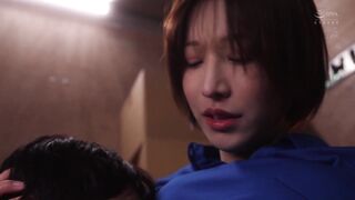 MFYD-031 [中文字幕] 一位在快递公司工作的漂亮单身母亲到处和兼职学生发生激情性关系香奈惠既要扮演母亲的角色又要扮演女人的角色真是忙得不可开交#夢実かなえ #梦实香苗